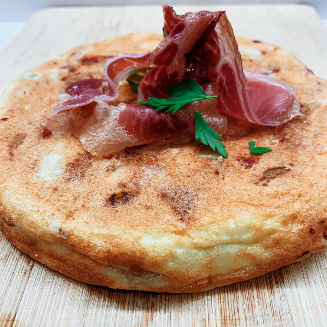 TORTILLA DE PATATAS RELLENA DE JAMÓN Entrena con Ainhoa