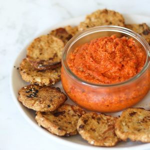 BOCADITOS DE COLIFLOR CON SALSA