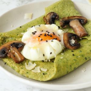 CREP DE ESPINACAS Y HUEVO POCHÉ RECETA