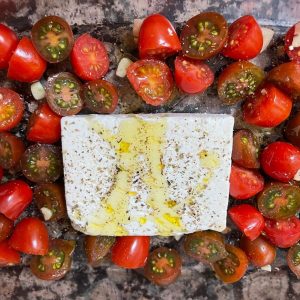 PASTA CON QUESO FETA Y TOMATES CHERRY  PASOS