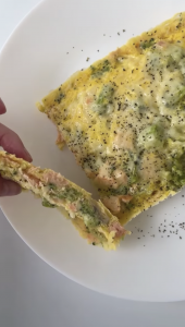 PASTEL DE BRÓCOLI Y SALMÓN