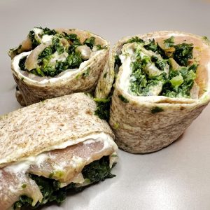 ROLLITOS DE SALMÓN, ESPINACAS Y QUESO RECETA