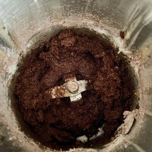 BROWNIE DE CALABACÍN Y CACAO PASOS