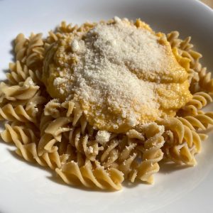 Pasta con calabaza y queso